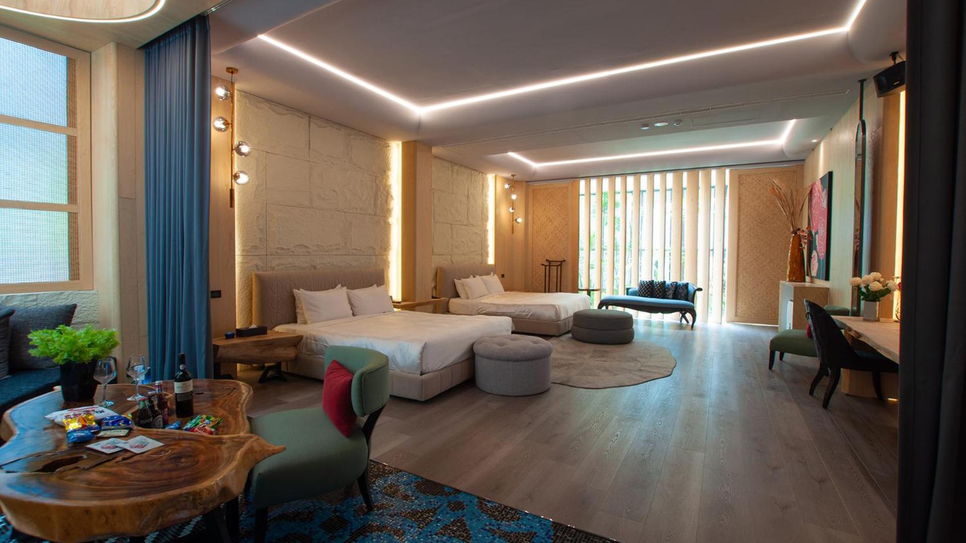 Mulan Motel Taichung Exterior photo