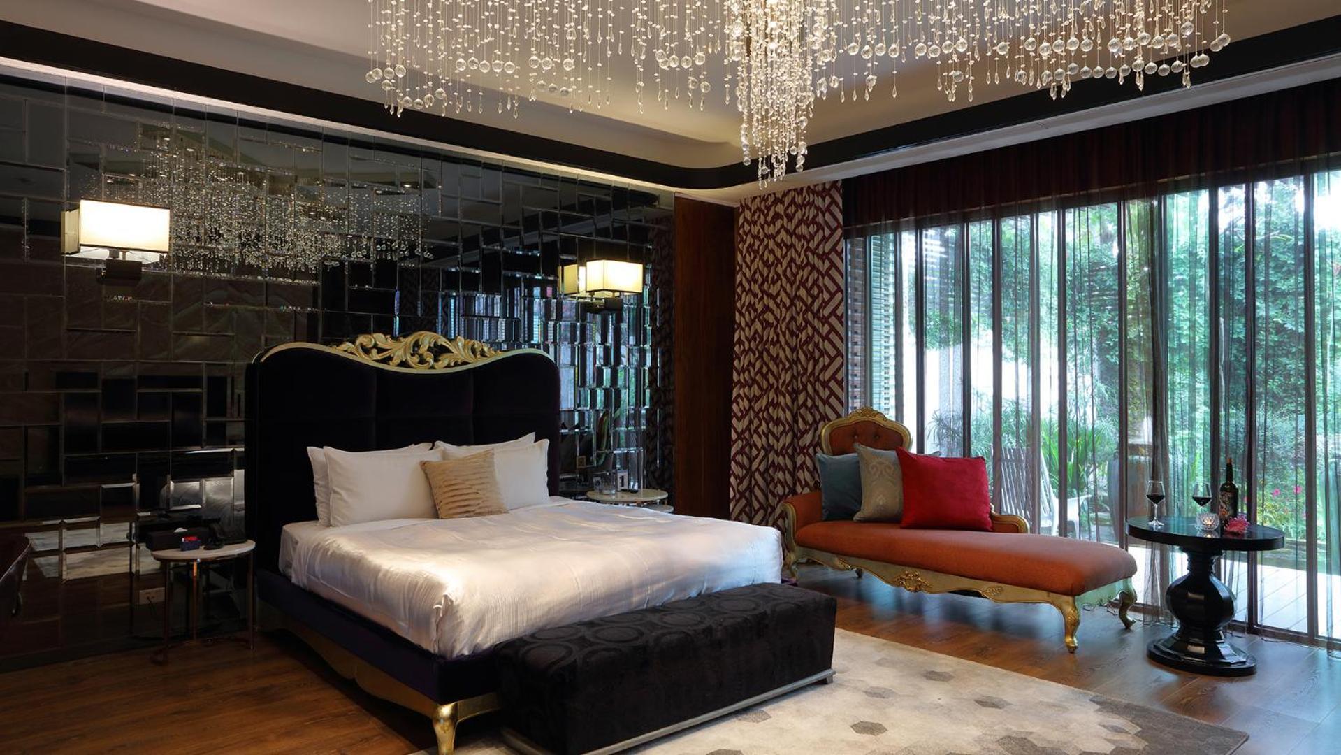 Mulan Motel Taichung Exterior photo