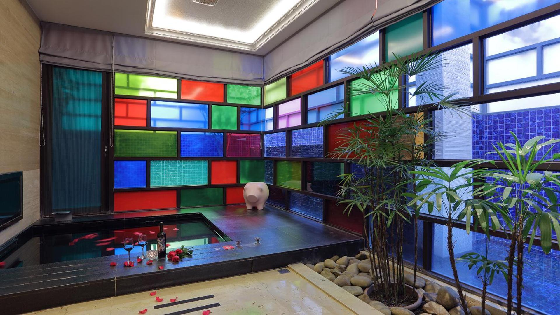 Mulan Motel Taichung Exterior photo