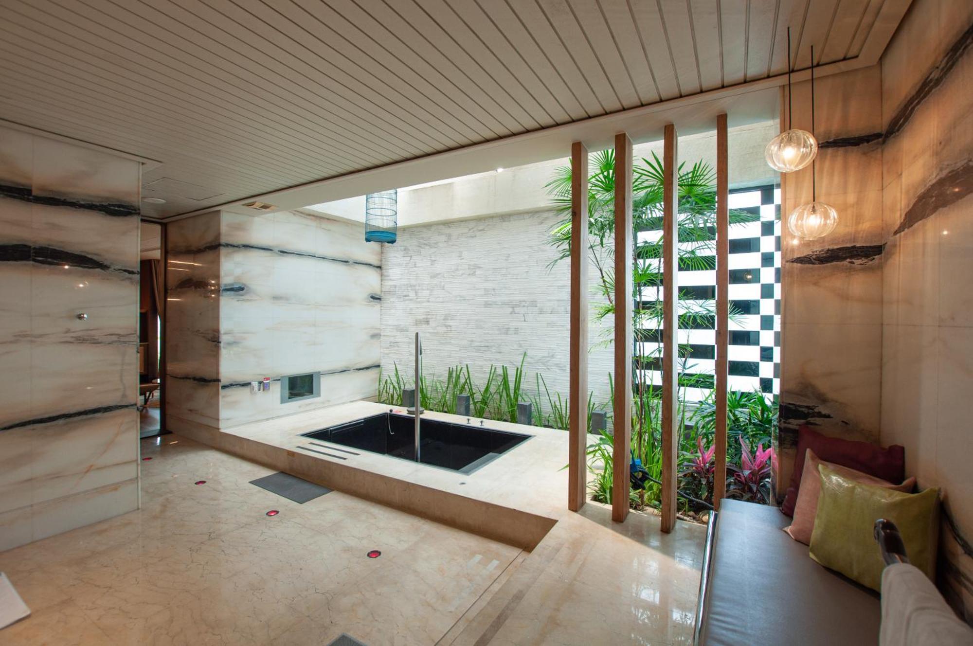 Mulan Motel Taichung Exterior photo