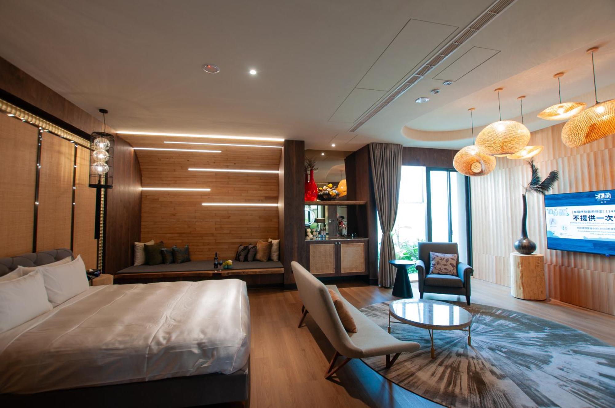 Mulan Motel Taichung Exterior photo
