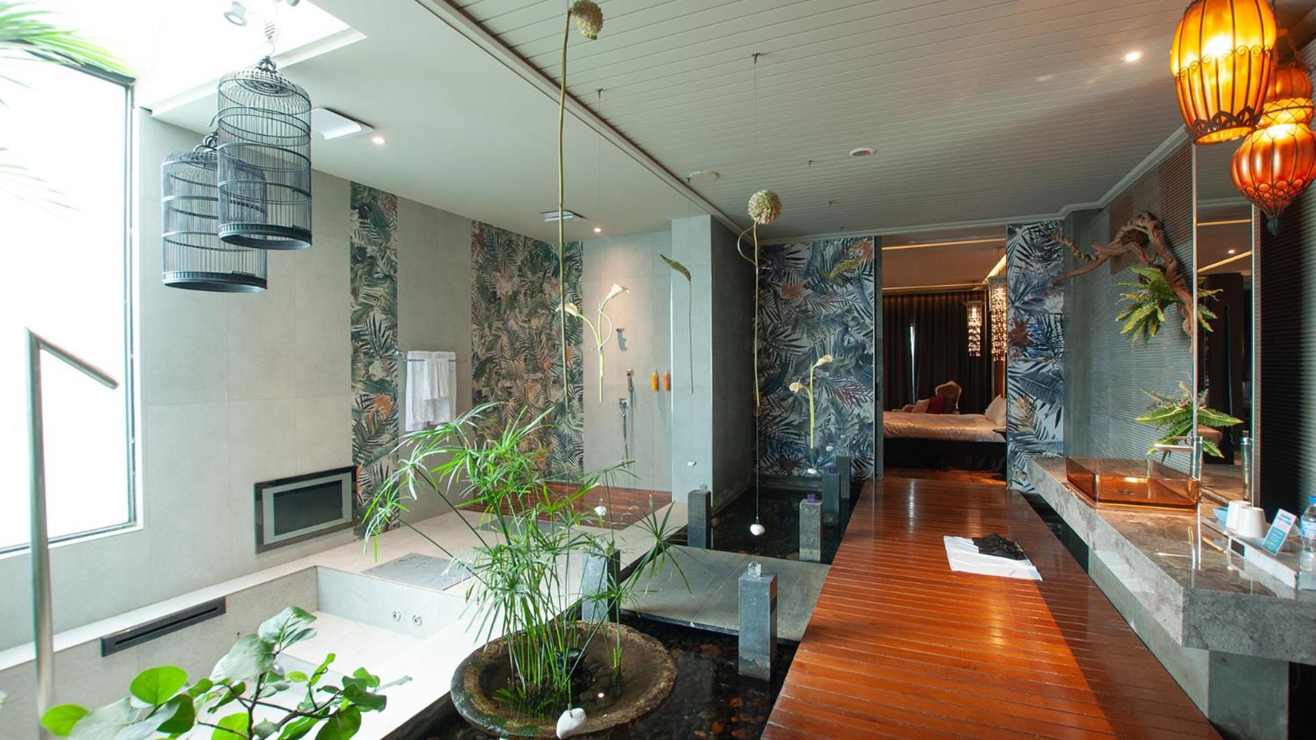Mulan Motel Taichung Exterior photo