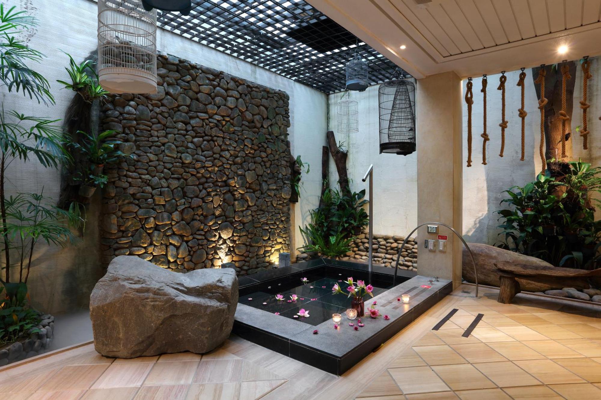 Mulan Motel Taichung Exterior photo