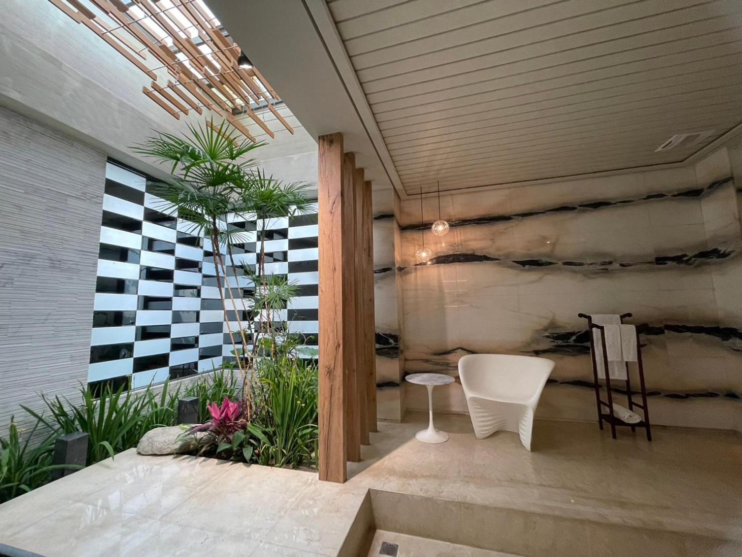 Mulan Motel Taichung Exterior photo
