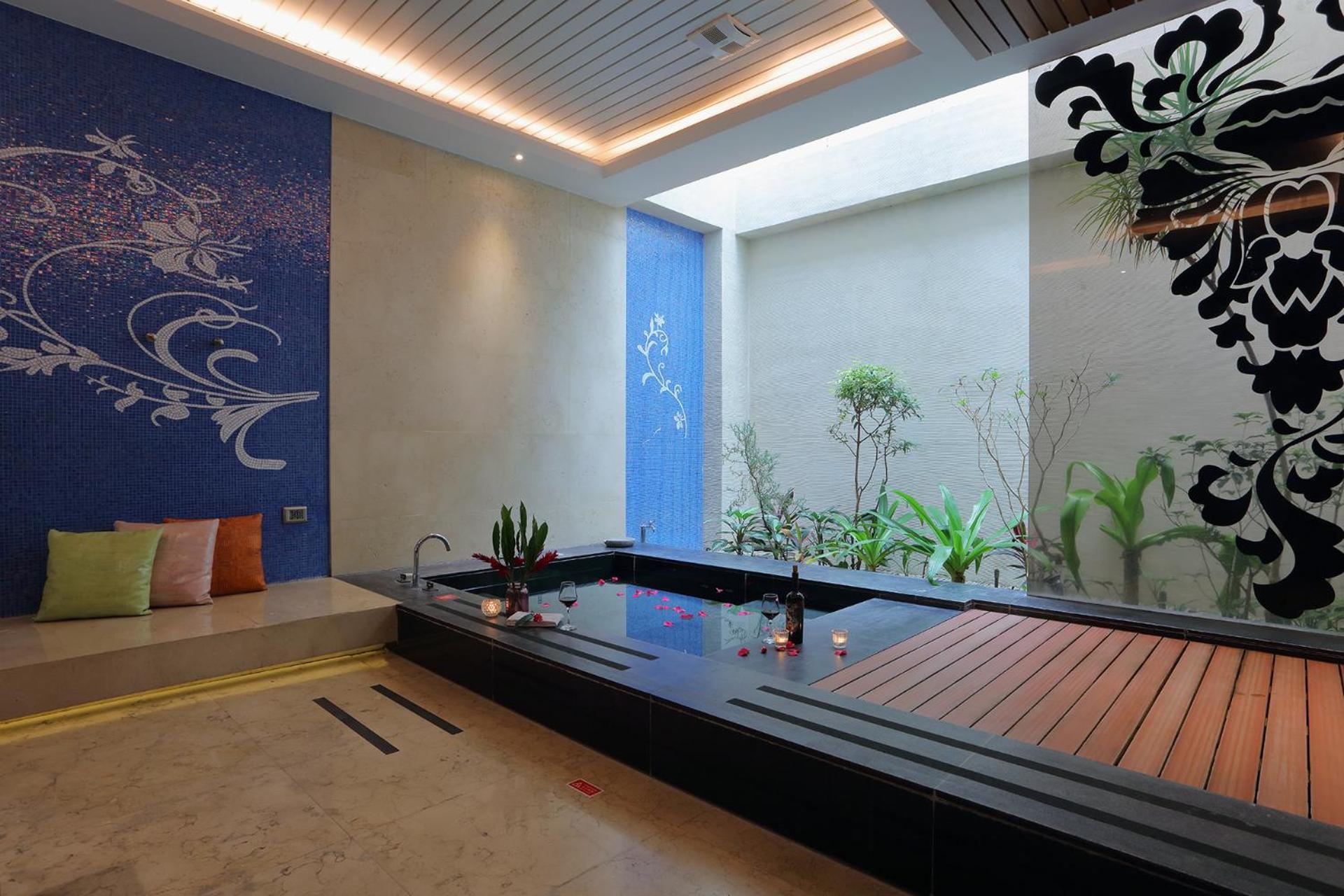 Mulan Motel Taichung Exterior photo